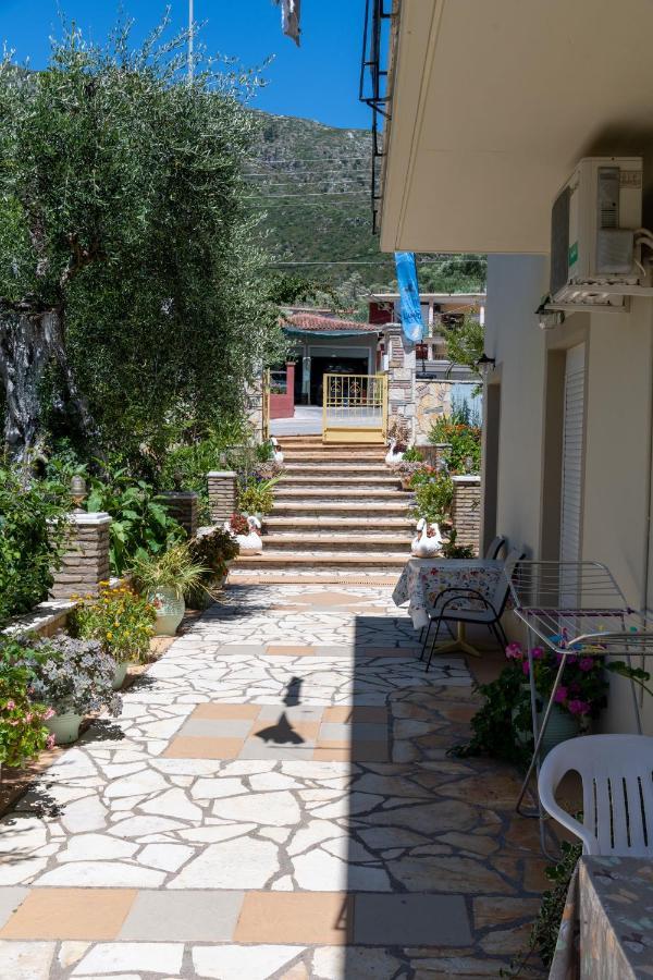 Lambrini Studios Parga Dış mekan fotoğraf